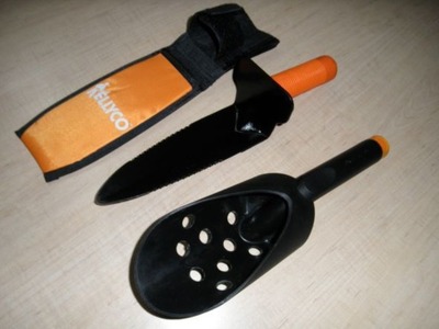 F/S Kellyco serrated digger & scoop